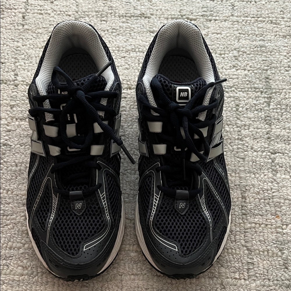 New Balance 1906R Eclipse Men's size 6 Athletic Shoes